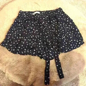 Sonoma Goods for Life Women's Black Shorts, small, black and white